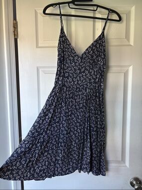 Navy Floral V-Neck Spaghetti Strap Dress